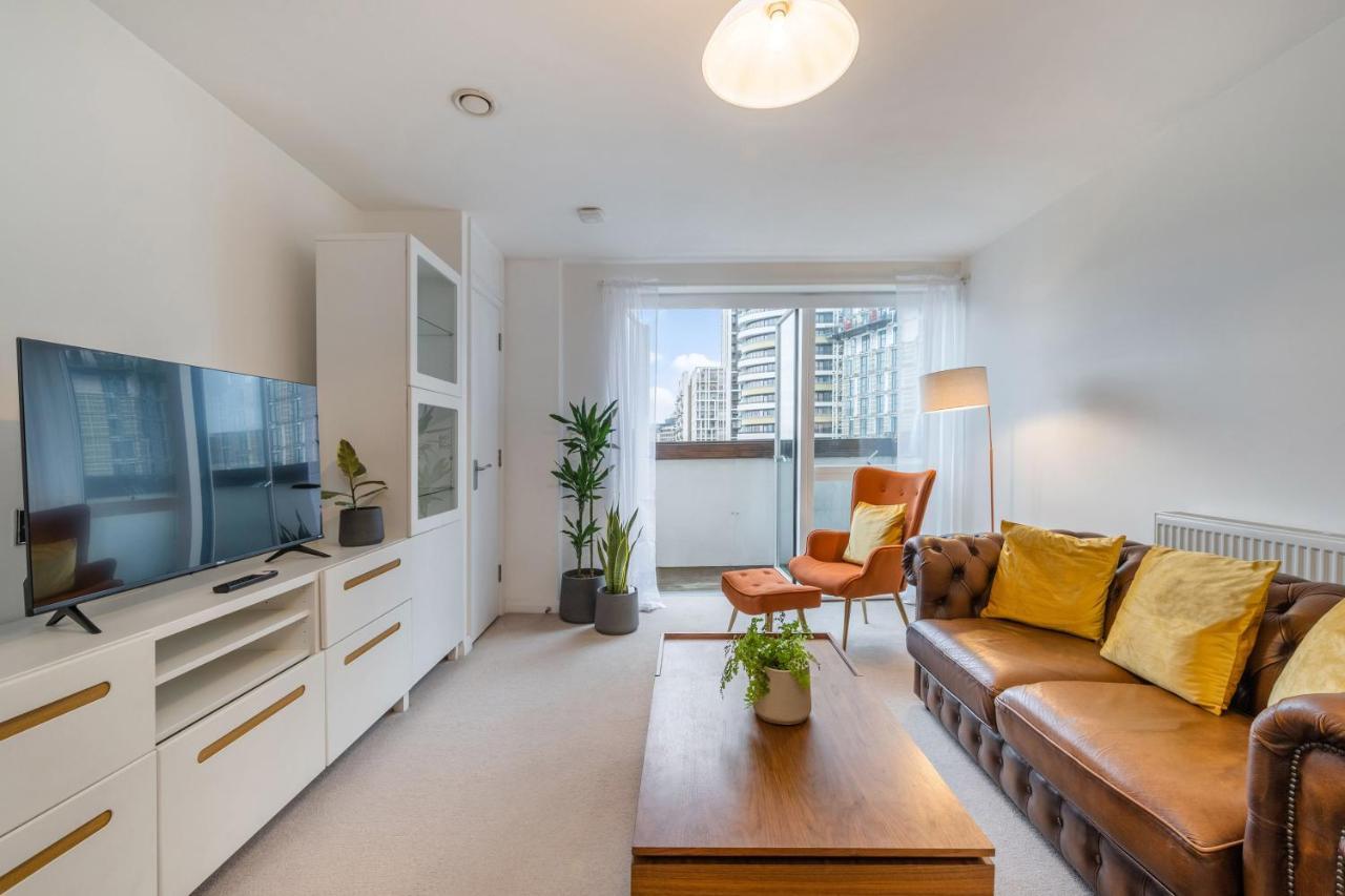 Luxury 2 Bedroom Large Balcony 5 Minutes To Kensington, Holland Park, Westfield Shopping Centre, Portobello Market Лондон Экстерьер фото